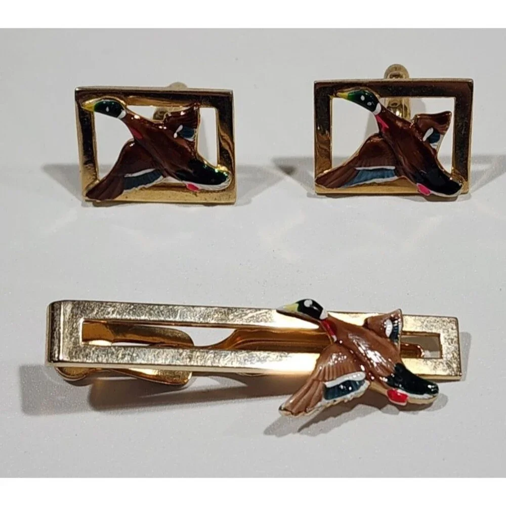 Vtg Swank Tie Clip Cuff Links Gold Tone Flying Mallard Duck Open